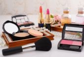 网售化妆品拟实名 化妆品赠品有问题需担责