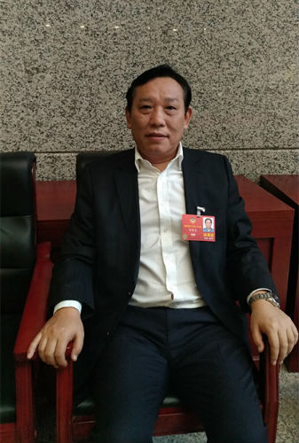 国家林业局副局长、九三学社中心委员会农林委员会副主任刘东生。张洽棠 摄