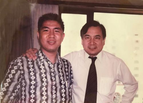 与北京华达集团董事长李晓华