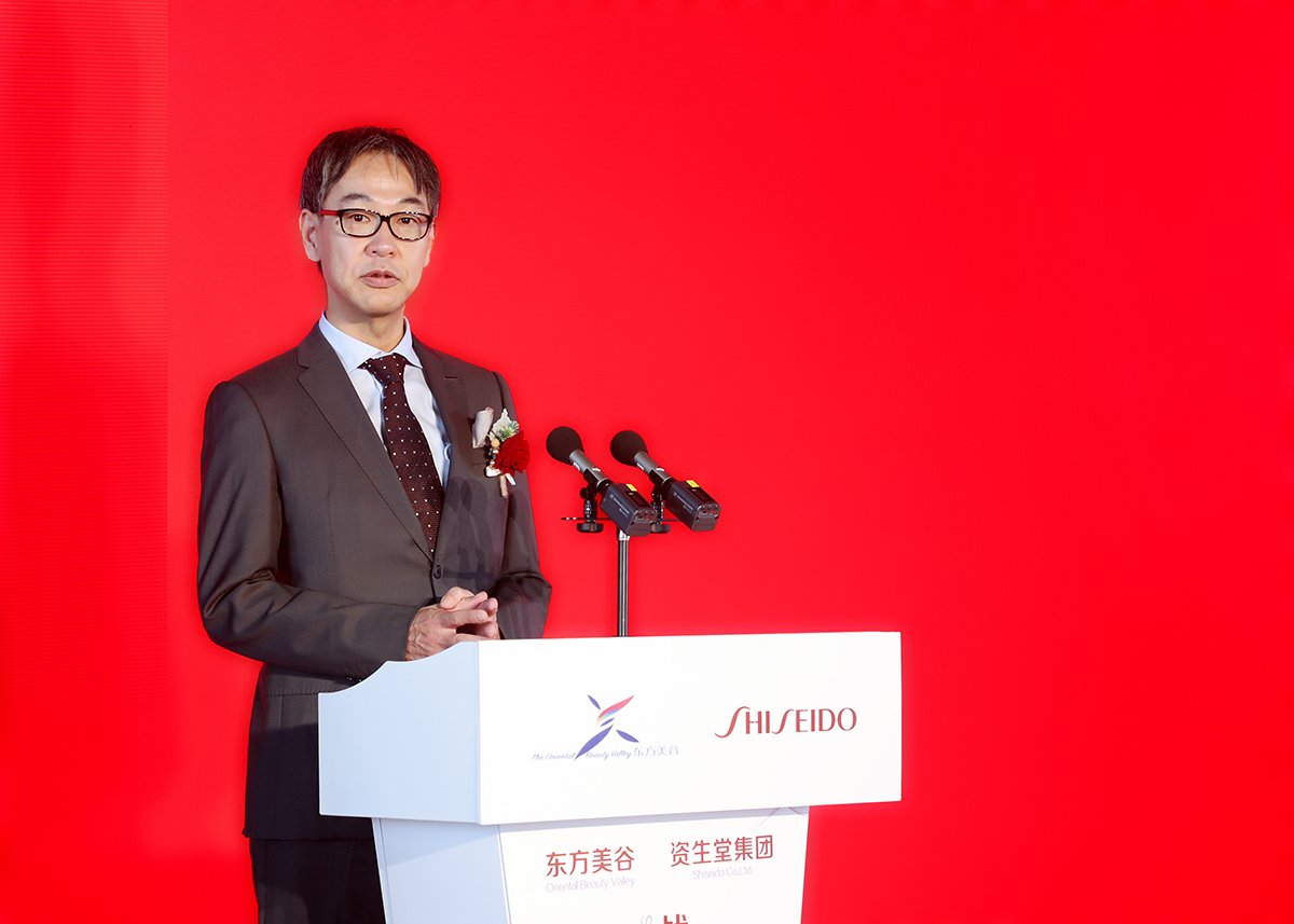 资生堂中国区总裁藤原宪太郎表示，对中国市场前景充满信心。