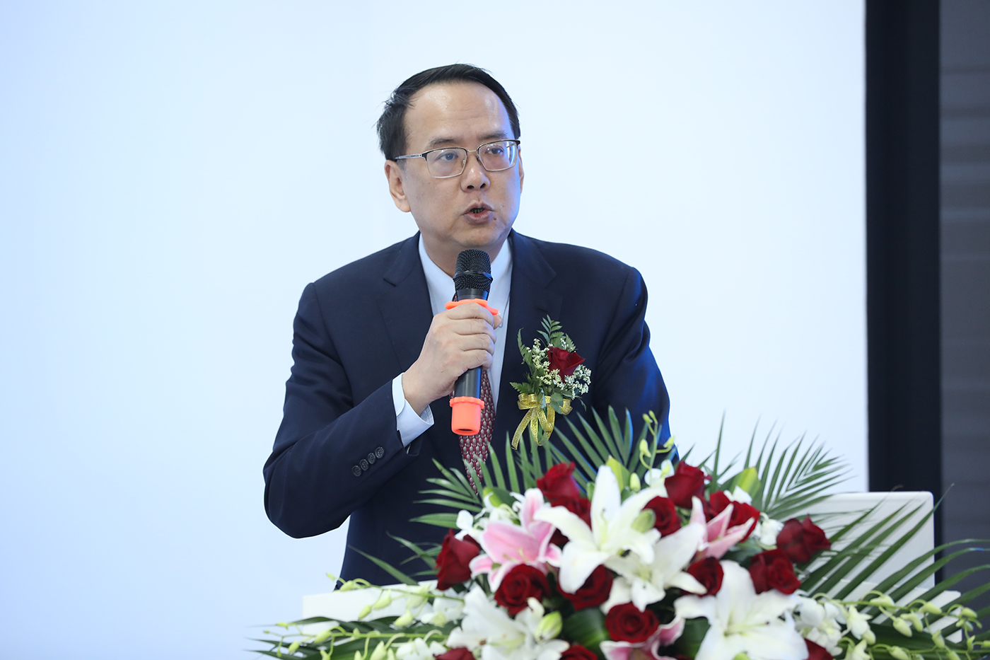 上海外高桥集团股份有限公司党委书记、董事长刘宏先生表示，丹纳赫作为生命科学、医疗诊断、环保等领域享有