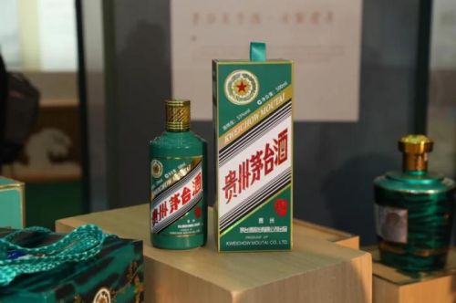 虎年生肖茅台酒展品。图片来自贵州茅台微信公众号。