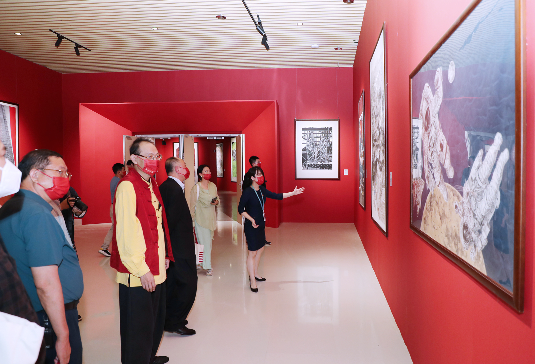 喜迎党的二十大，“艺心向党”主题作品展在奉贤博物馆开幕