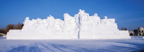 太阳鸟雪博会主塑《逐梦》。哈尔滨市委宣传部/供图