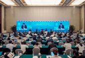 “国家发展改革委与美在华跨国企业高层圆桌会”在鄂举行