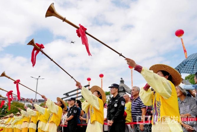 傅露芬