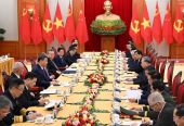 习近平同越共中央总书记苏林举行会谈