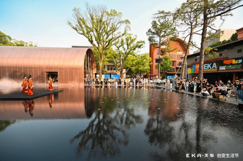 小王子纪念艺术展上海首展登陆浦东金桥EKA·天物