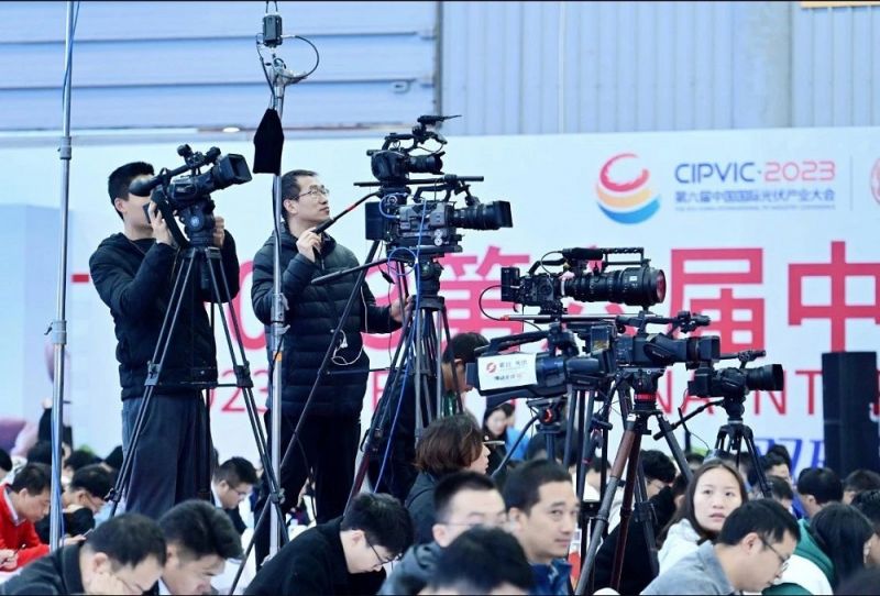 媒体现场直播中国国际光伏与储能产业大会