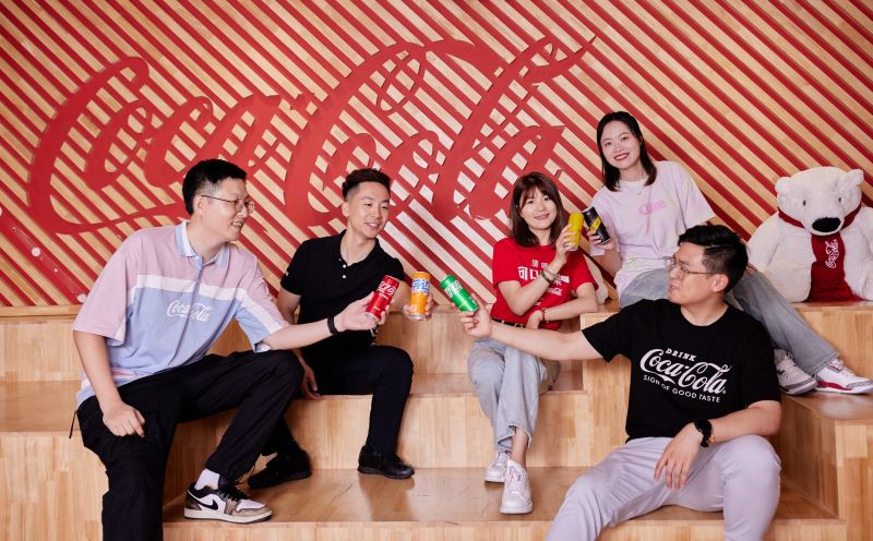 太古可口可乐的新生代员工们.jpg