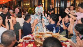 赏月吃席，这场“长街宴”将中秋氛围拉满！