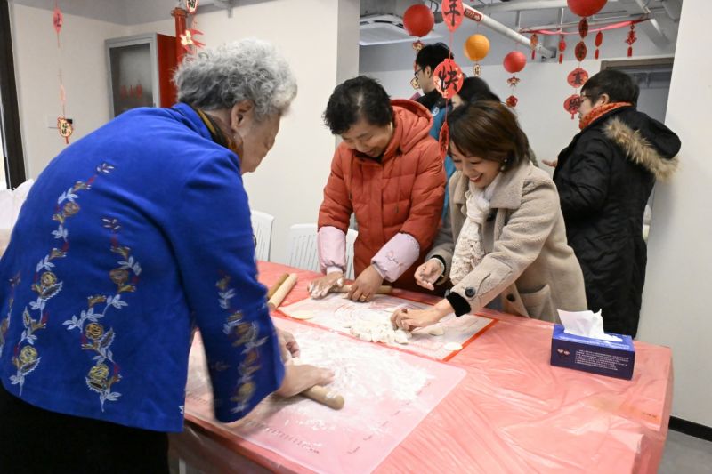 彭一小区举办回搬后首届新春团圆嘉年华