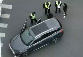 无人机巡飞发现险情 母女车内争执酿隐患  