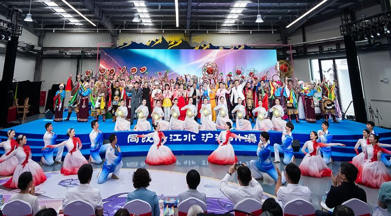来自五地的优秀非遗节目同台展示，开启一场跨越山海的文化对话。