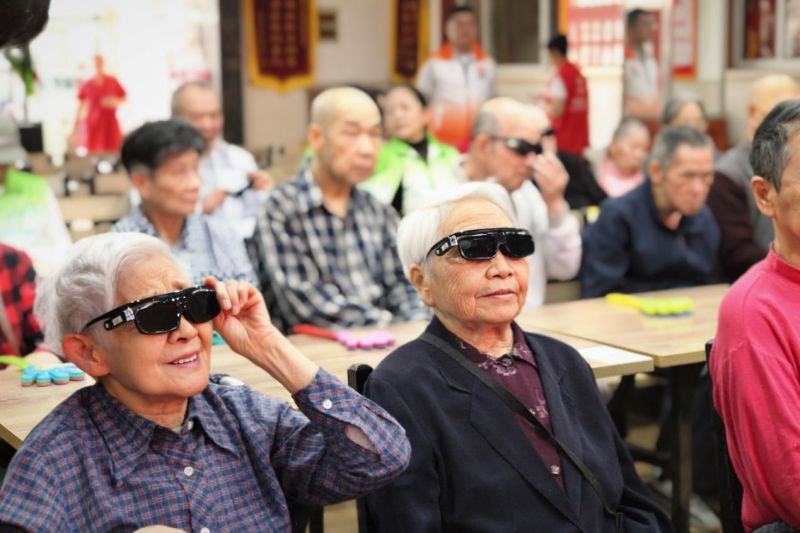 上海电信&ldquo;爱心翼站&rdquo;志愿服务走进长宁区江苏路街道